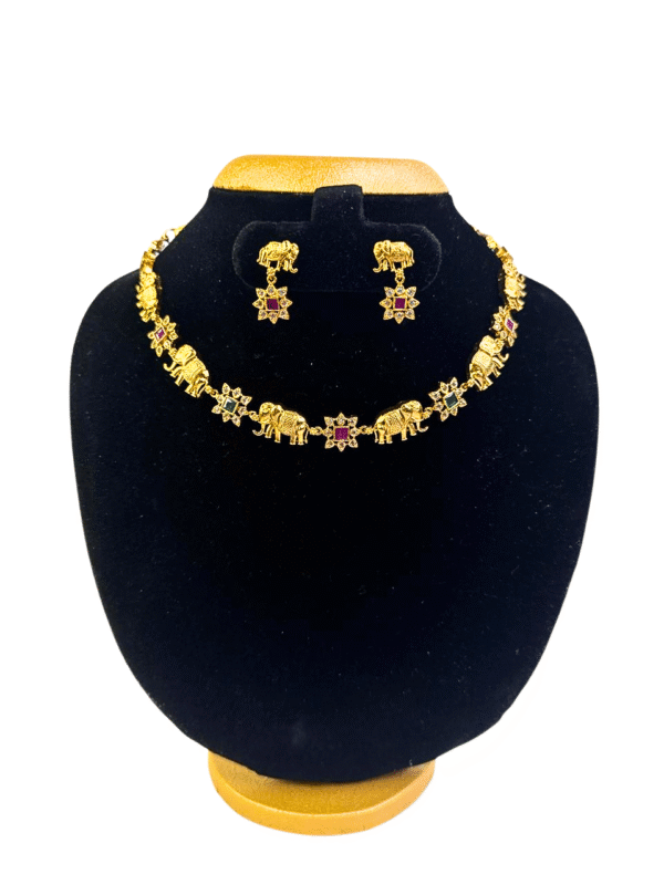 Shynel gold elephant motif necklace set with colorful stones – festive lightweight jewellery
