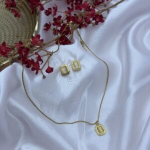 Minimal Pendant Jewellery Set Ivory Luxe