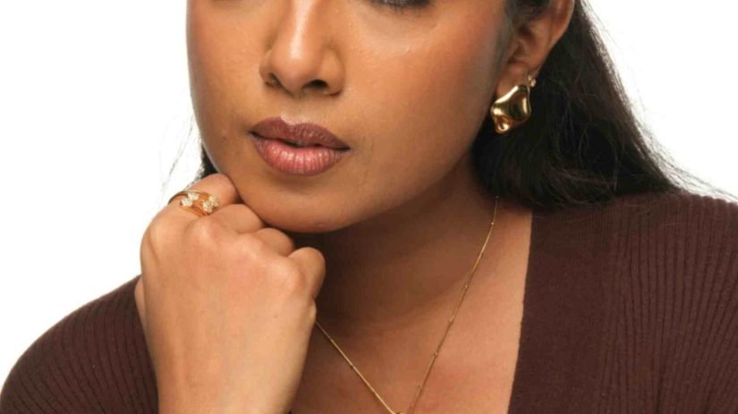 shynel.in Anti tarmish Jewellery Hero page (8)